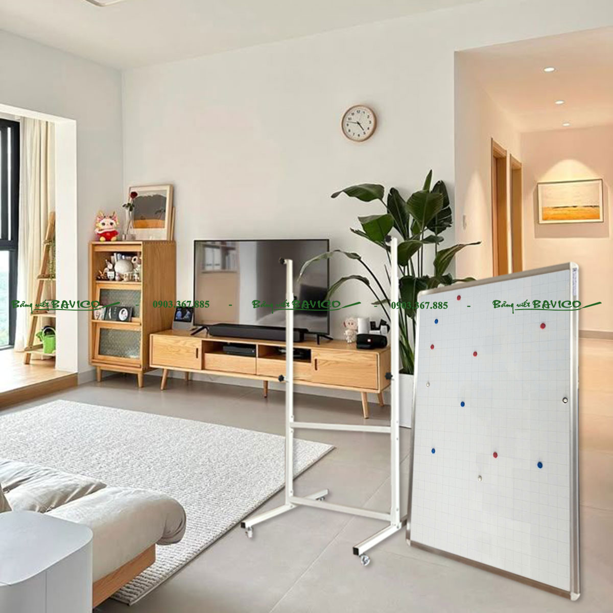 bang-tu-trang-co-chan-di-dong-da-nang-bvc5